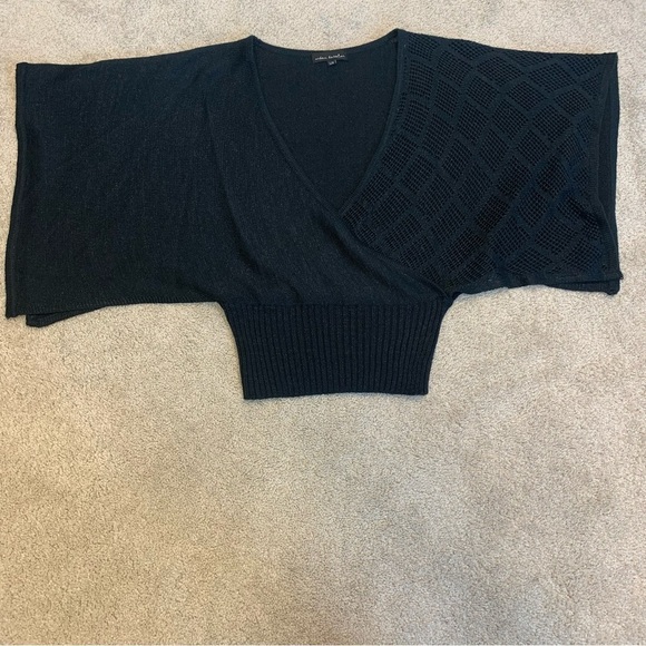 Urban behavior black glitter wide sleeve wrap front sweater Sz L - Picture 8 of 12
